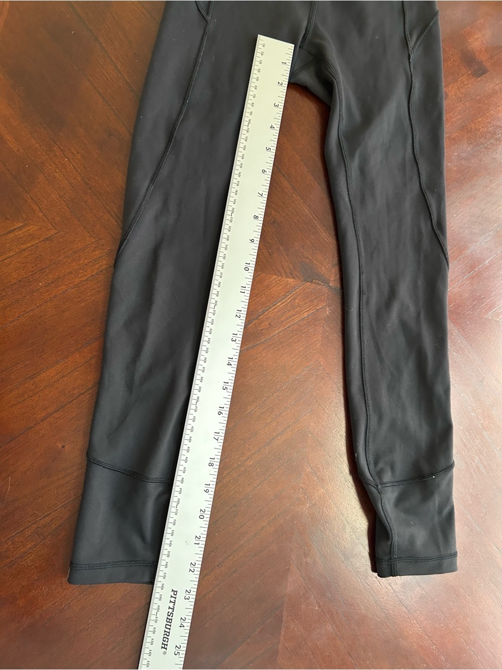 lululemon athletica Black High-Rise Performance Leggings size 2 - Picture 5 of 6